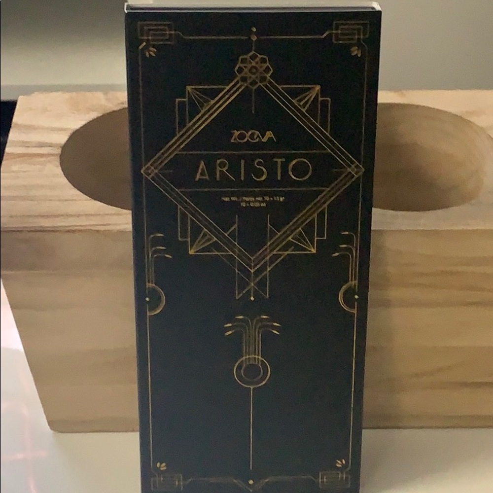 Zoeva Aristo Palette